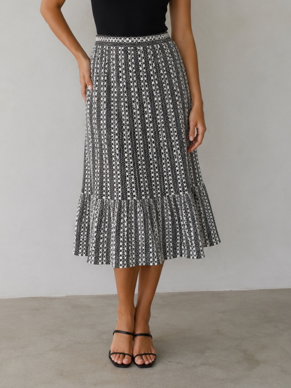 🎉5 for $45🎉 NWT kings road skirt long size L